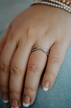 Load image into Gallery viewer, BANE Crossover Ring