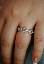 Load image into Gallery viewer, LYKA LINKS Ring