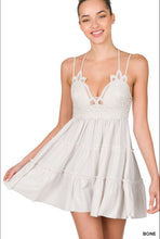 Load image into Gallery viewer, Flounced Ruffle Cami