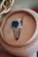 Load image into Gallery viewer, LADY SAPPHIRE Ring